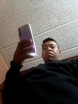 Diego leon27 online show from September 10, 2025, 2:55 am