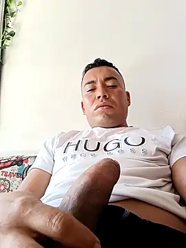 Diego leon27 online show from March 16, 2026, 7:18 pm