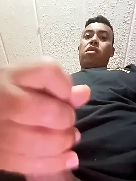 Diego leon27 online show from March 26, 2026, 2:50 am