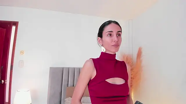 Nina Cavaali online show from January 30, 2025, 2:36 pm