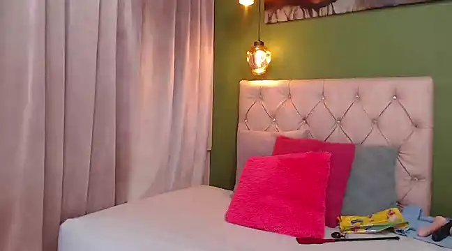 Rebecca Milf online show from January 26, 2025, 3:58 pm