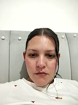 Mia Hampton online show from April 2, 2026, 9:01 pm