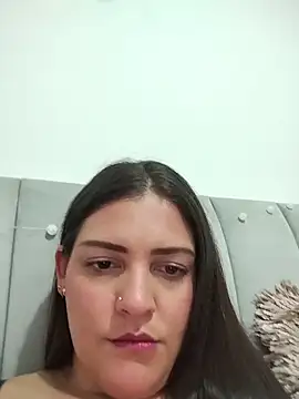 Snapshot of Mia_Hampton chatting on May 24, 2026, 8:14 pm Mia Hampton online show from May 24, 2026, 8:14 pm
