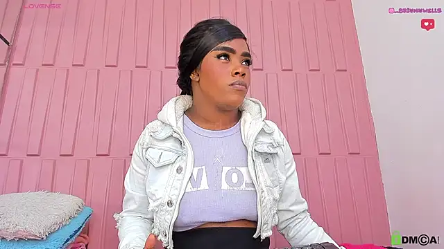 Briana Wells  online show from January 28, 2025, 1:49 pm