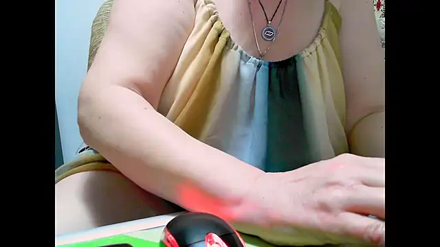 Hyllda online show from March 28, 2026, 9:47 pm