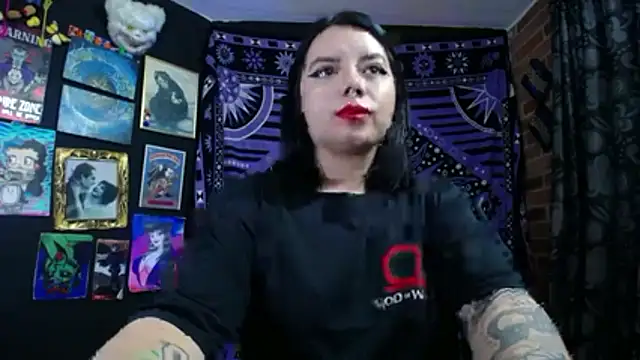 Yourmadame P online show from November 6, 2025, 12:22 am