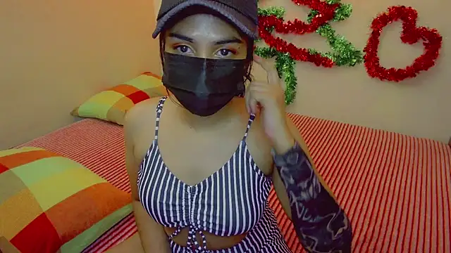 Kiara-Tanvi online show from December 23, 2024, 4:28 pm