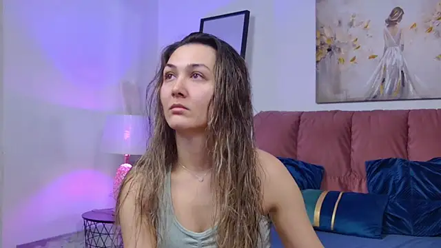 NicolLopeze online show from March 5, 2026, 6:42 am