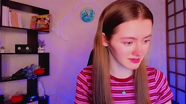 KateCuddle online show from December 23, 2024, 8:00 am