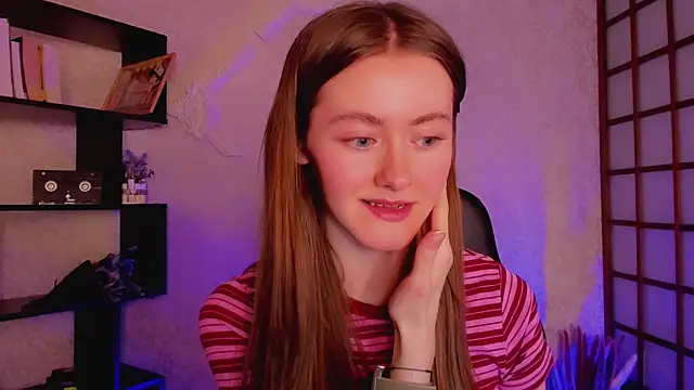 KateCuddle online show from January 15, 2025, 7:59 am