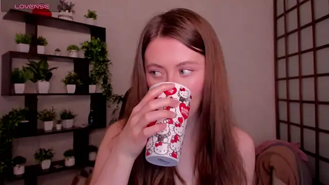 KateCuddle online show from March 2, 2026, 2:47 am