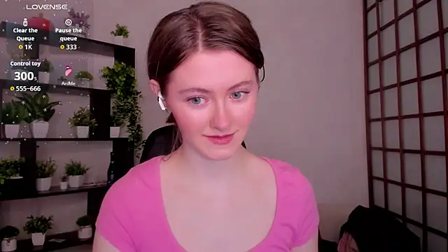 KateCuddle online show from March 3, 2026, 2:07 am