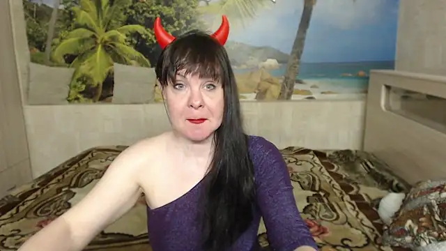 Aphelandra online show from April 22, 2026, 12:39 pm