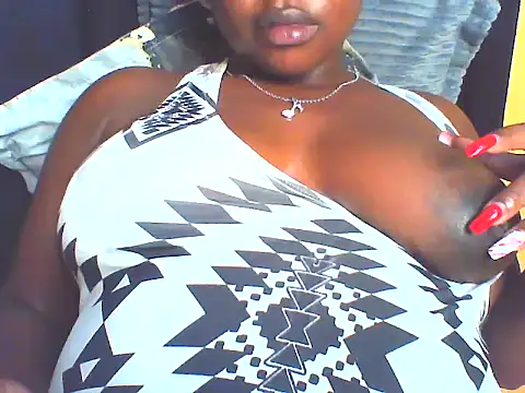 Snapshot of EboniesBelle chatting on April 30, 2026, 7:31 pm EboniesBelle online show from April 30, 2026, 7:31 pm