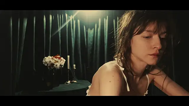 WebCora online show from April 12, 2026, 4:34 pm