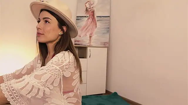 Misslullu online show from March 23, 2025, 7:53 am