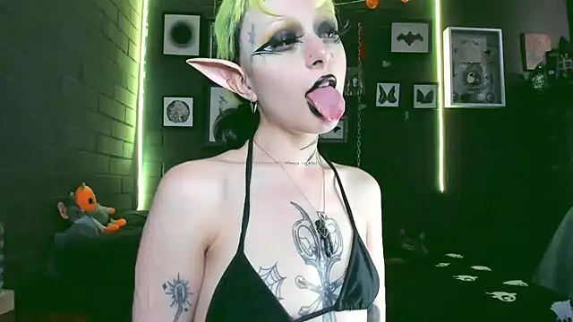 insania 9999  online show from February 26, 2025, 9:37 pm