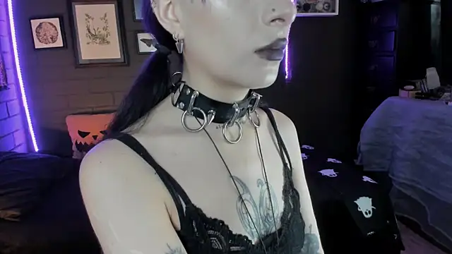 insania 9999  online show from October 22, 2025, 5:34 pm