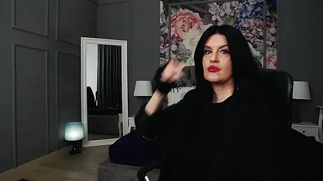 Snapshot of DomMelissaW chatting on February 7, 2025, 9:26 pm DomMelissaW online show from February 7, 2025, 9:26 pm