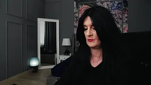 Snapshot of DomMelissaW chatting on February 15, 2025, 12:59 am DomMelissaW online show from February 15, 2025, 12:59 am