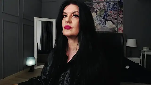 Snapshot of DomMelissaW chatting on February 26, 2025, 1:00 am DomMelissaW online show from February 26, 2025, 1:00 am