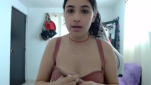 InocentHeaven1 online show from December 23, 2024, 12:41 pm