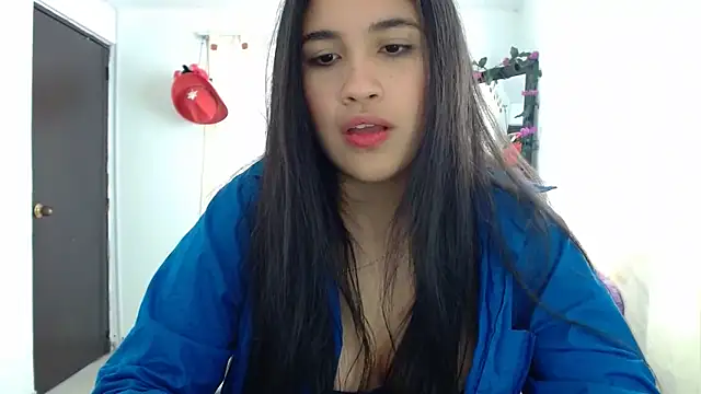 InocentHeaven1 online show from February 1, 2025, 3:50 pm