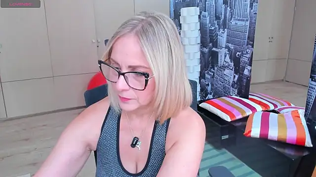 Snapshot of jane_turner chatting on May 11, 2026, 1:06 pm jane turner online show from May 11, 2026, 1:06 pm