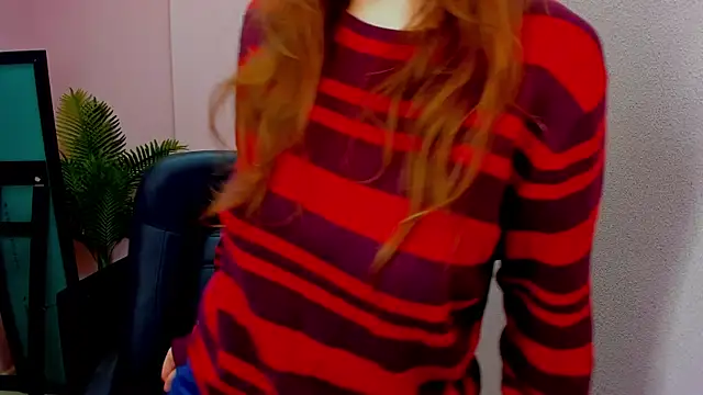 Persephoni online show from November 6, 2025, 8:43 pm