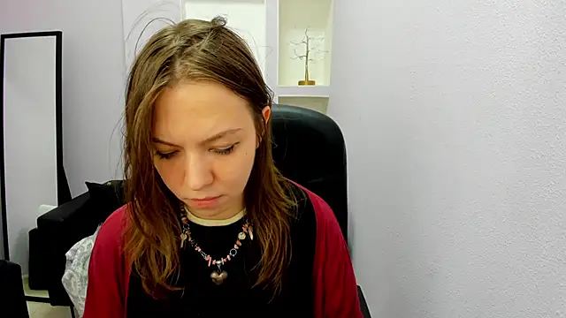 Persephoni online show from April 12, 2026, 5:07 pm