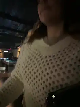 Snapshot of LeaGambit__ chatting on January 9, 2025, 2:43 am LeaGambit online show from January 9, 2025, 2:43 am