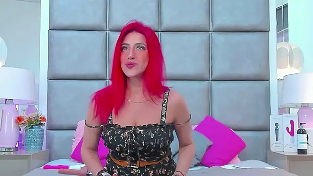 AllissaBrowm online show from February 7, 2025, 9:48 pm