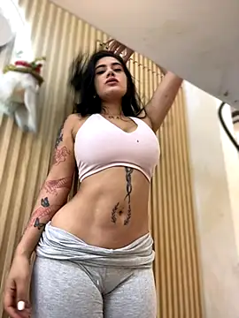 clarachanelricek online show from October 9, 2025, 7:23 pm