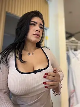 clarachanelricek online show from November 5, 2025, 7:14 pm