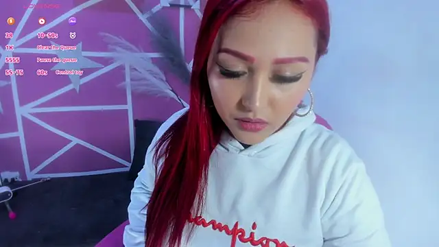 Snapshot of lucy_beatifull chatting on March 3, 2026, 12:00 pm lucy beatifull online show from March 3, 2026, 12:00 pm