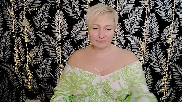 Olivia playful online show from March 1, 2025, 3:38 pm