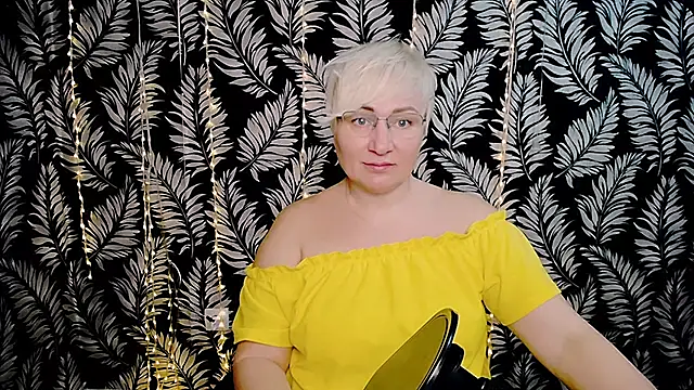 Olivia playful online show from March 8, 2026, 12:20 pm