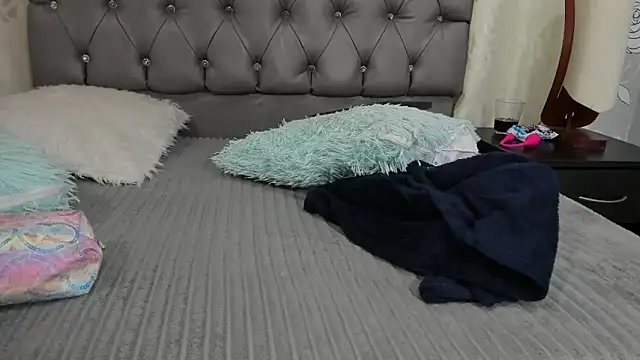 luna evaa online show from January 29, 2025, 6:07 pm