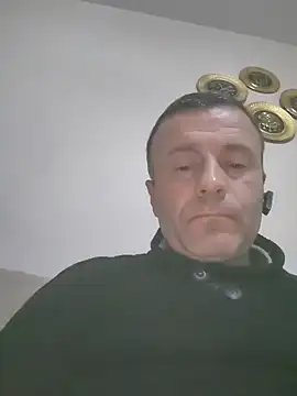 muscularsexy online show from February 17, 2025, 9:41 pm