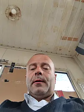 muscularsexy online show from September 23, 2025, 4:59 am