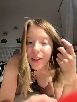 kimczii online show from January 8, 2025, 11:54 am