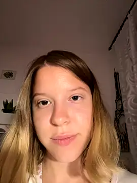 kimczii online show from September 11, 2025, 9:26 pm