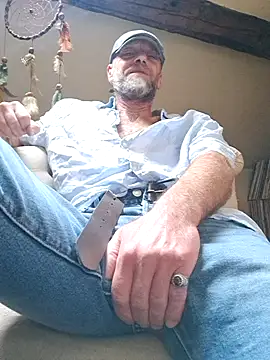 eddouxxx78 online show from September 10, 2025, 3:45 pm