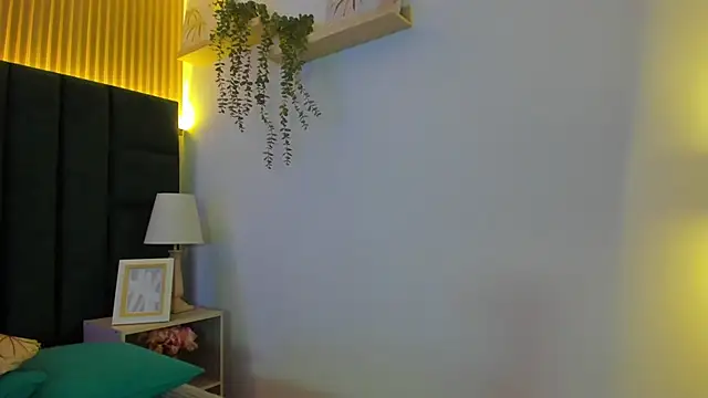 AntonellaaHot online show from February 5, 2025, 11:06 pm