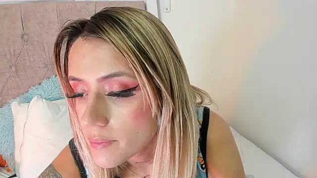 Sabrina Cole online show from March 22, 2025, 9:34 am