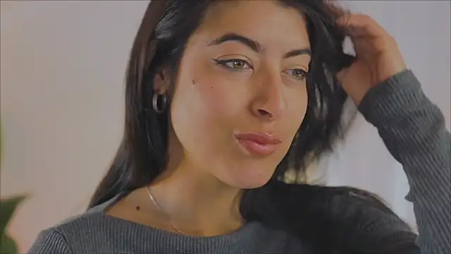 anabelcurvy online show from February 4, 2025, 3:15 pm