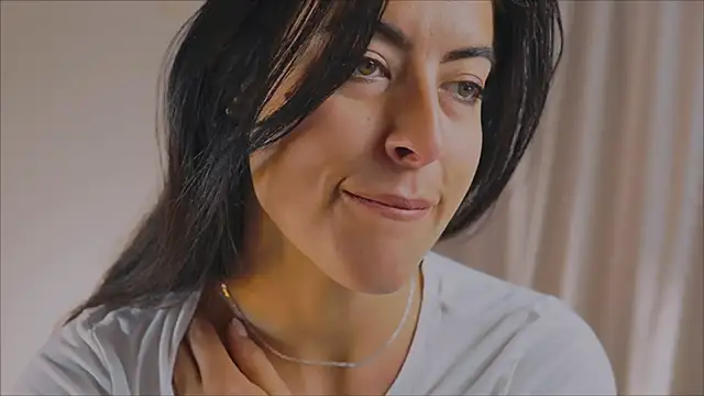 anabelcurvy online show from February 10, 2025, 11:15 am