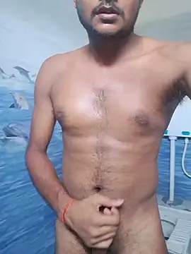 Snapshot of Itsdesi_boy chatting on May 24, 2026, 5:01 am Itsdesi boy online show from May 24, 2026, 5:01 am