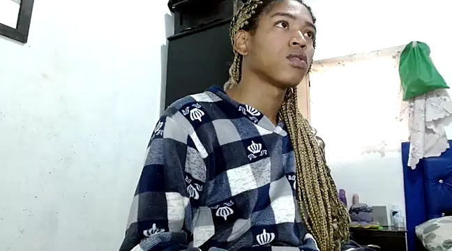 angelamarie1 online show from January 27, 2025, 2:46 pm