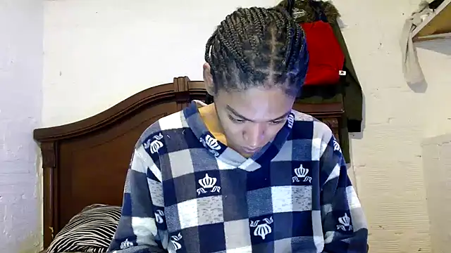 angelamarie1 online show from April 14, 2026, 12:11 pm